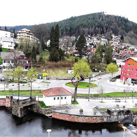 Ferienwohnung Enzblick Бад Вилдбад Екстериор снимка